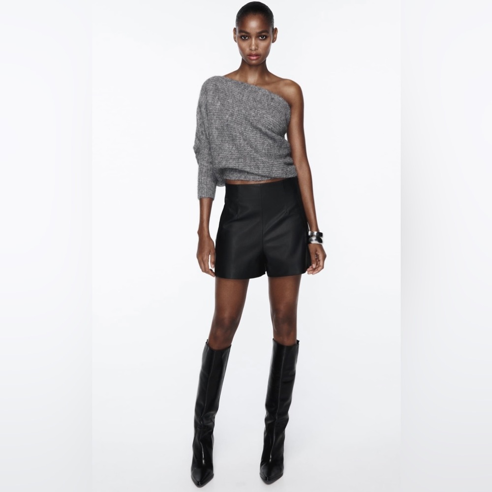 Zara Gray One-Shoulder Top